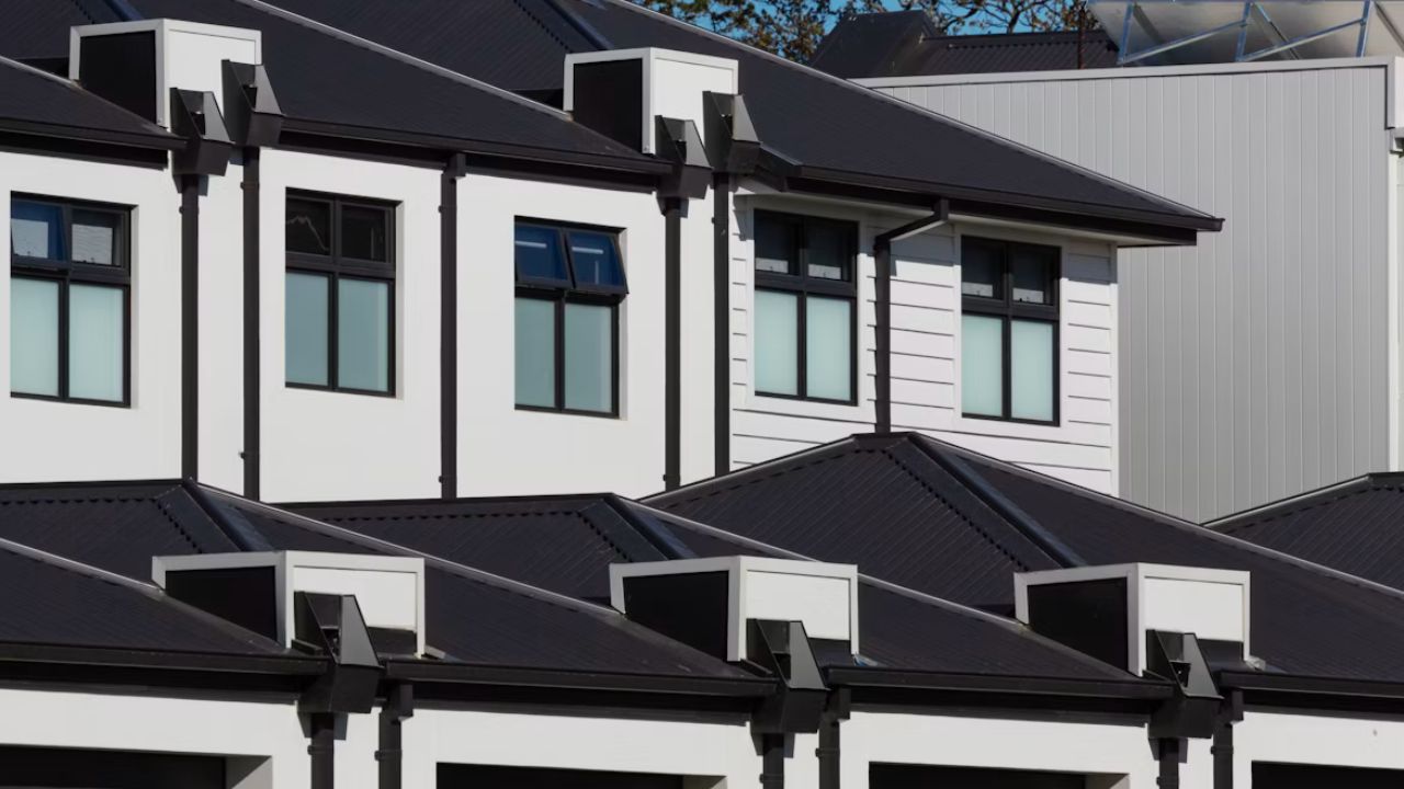 What Gauge Metal Roofing for Residential Homes Is Best